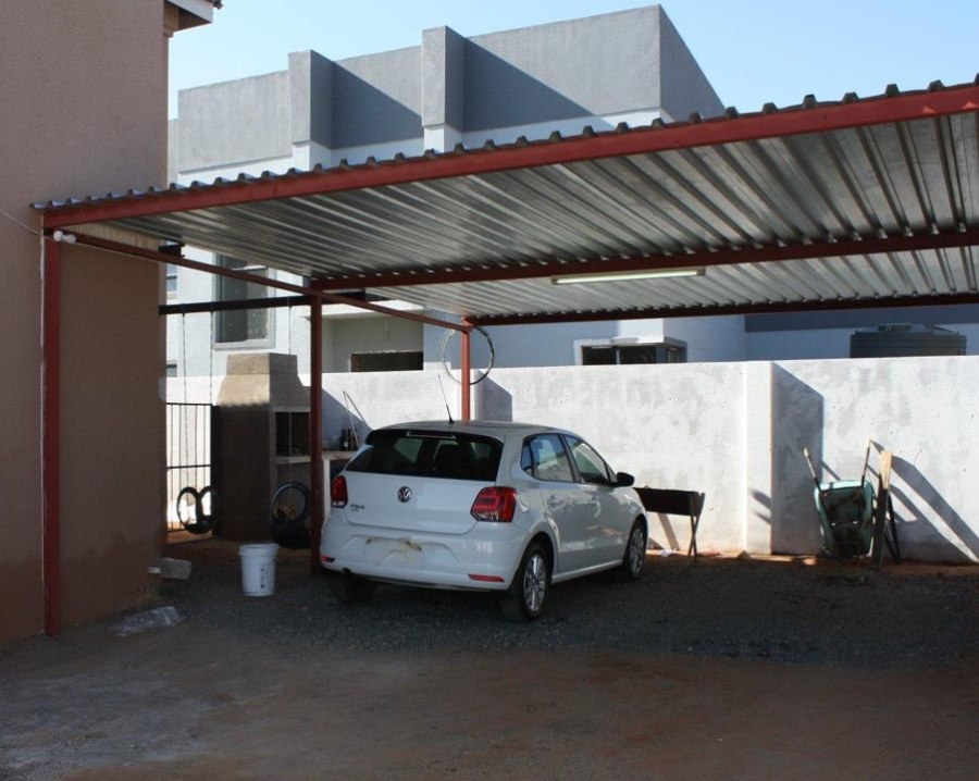 4 Bedroom Property for Sale in Minerva Gardens Northern Cape